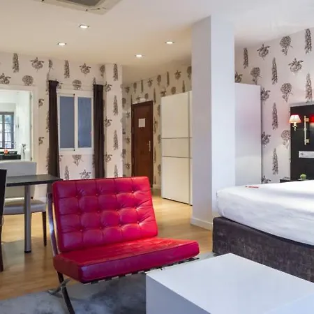 Hotel Larios 4*