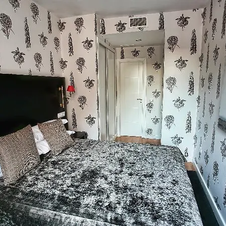 Larios Hotel 4*