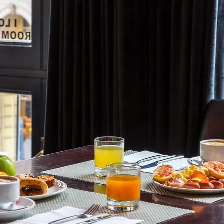 Otel Larios 4*