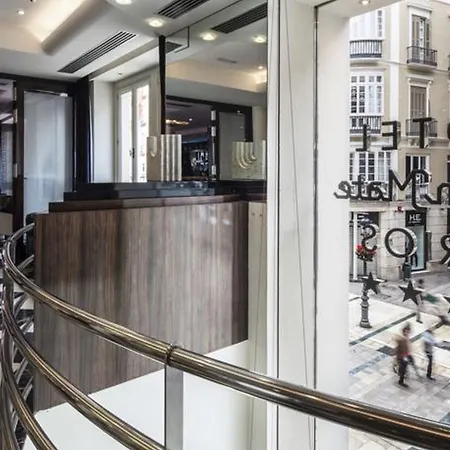 Otel Larios 4*