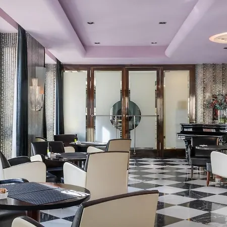 Otel Larios Málaga