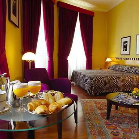 Otel Larios