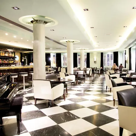 Hotel Larios 4*